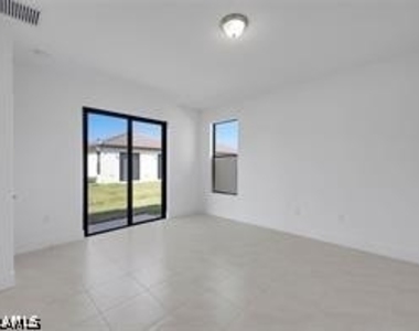 5574 Cassidy Lane - Photo Thumbnail 11