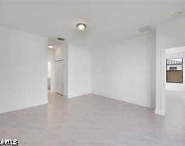 5574 Cassidy Lane - Photo Thumbnail 19