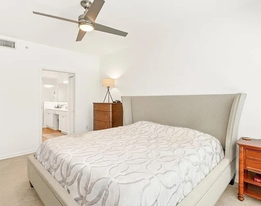 1315 Henley Street - Photo Thumbnail 10