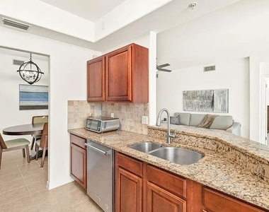 1315 Henley Street - Photo Thumbnail 17