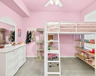 1315 Henley Street - Photo Thumbnail 14