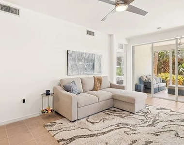 1315 Henley Street - Photo Thumbnail 6
