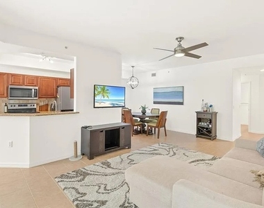 1315 Henley Street - Photo Thumbnail 3