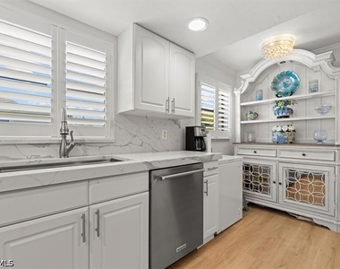 1400 Blue Point Avenue - Photo Thumbnail 3