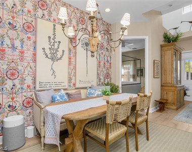 7286 Saona Court - Photo Thumbnail 8