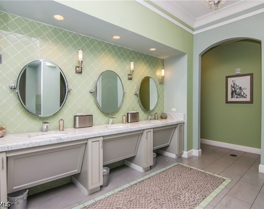 7286 Saona Court - Photo Thumbnail 46