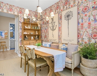 7286 Saona Court - Photo Thumbnail 9