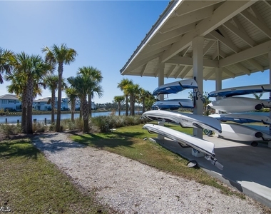 7286 Saona Court - Photo Thumbnail 40