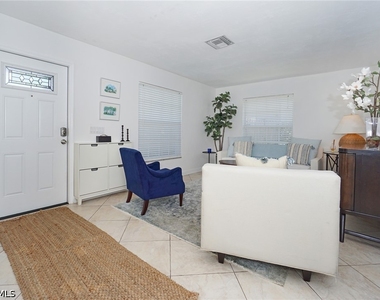 768 96th Avenue N - Photo Thumbnail 6