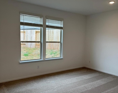 13579 Myrtle Gardens Boulevard - Photo Thumbnail 12