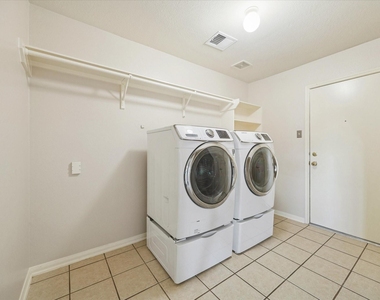 6227 Sentry Park Lane - Photo Thumbnail 33