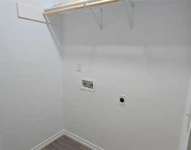 110 Hidden Circle - Photo Thumbnail 7