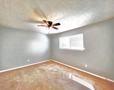 11407 Briar Rose Drive - Photo Thumbnail 28