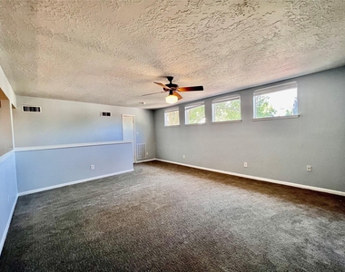 11407 Briar Rose Drive - Photo Thumbnail 32