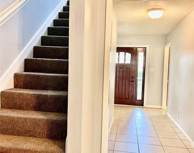 11407 Briar Rose Drive - Photo Thumbnail 30