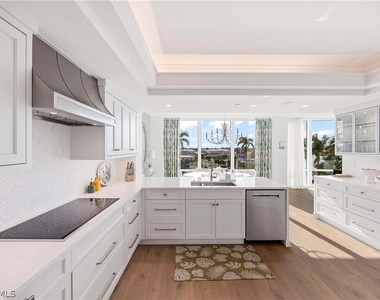 3971 Gulf Shore Boulevard N - Photo Thumbnail 17