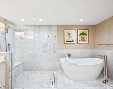 3971 Gulf Shore Boulevard N - Photo Thumbnail 26