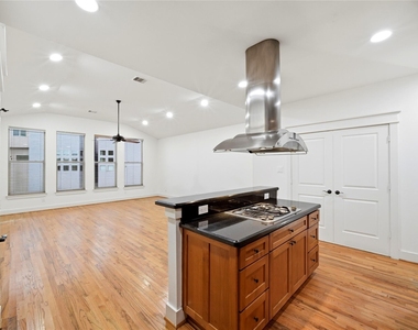 2323 Sperber Lane - Photo Thumbnail 26