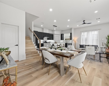 975 Highland Light Lane - Photo Thumbnail 2