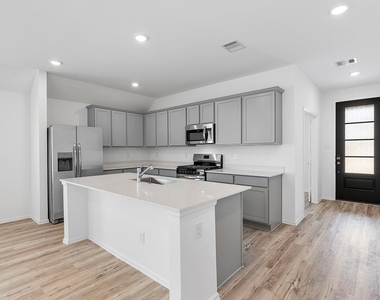 31546 Beacon Cove Trail - Photo Thumbnail 6
