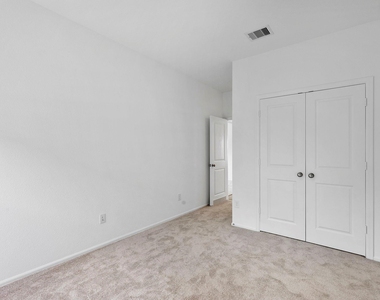 31546 Beacon Cove Trail - Photo Thumbnail 24