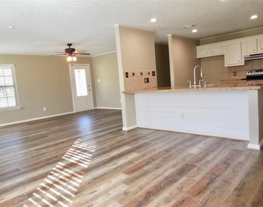 126 Rain Lily Street - Photo Thumbnail 2