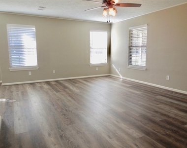 126 Rain Lily Street - Photo Thumbnail 13