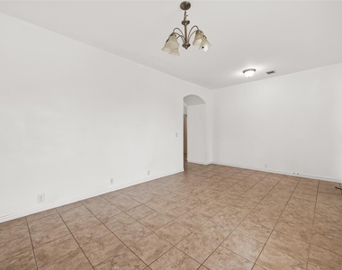 5519 Jay Thrush Dr, - Photo Thumbnail 8