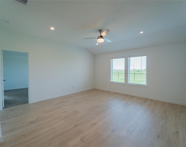 3827 Pierce Place Lane - Photo Thumbnail 8
