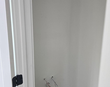 1206 Schweikhardt Street - Photo Thumbnail 11