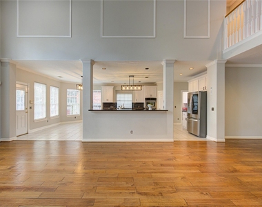 14007 Briar Heath Drive - Photo Thumbnail 8