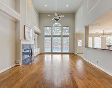 14007 Briar Heath Drive - Photo Thumbnail 5