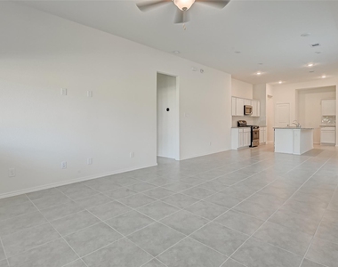 3106 Rising Fir Lane - Photo Thumbnail 5