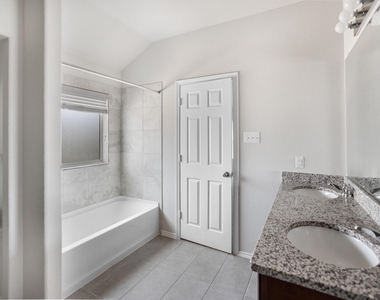 9805 Cold Creek - Photo Thumbnail 11