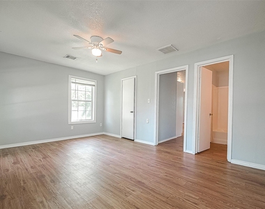 4810 Carmen Street - Photo Thumbnail 12