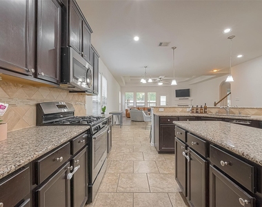 8722 Adrienne Drive - Photo Thumbnail 11