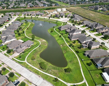 19942 Whistle Creek Lane - Photo Thumbnail 2