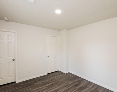 13407 Ella View Lane - Photo Thumbnail 13