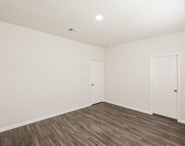 13407 Ella View Lane - Photo Thumbnail 9