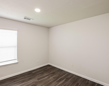 13407 Ella View Lane - Photo Thumbnail 15