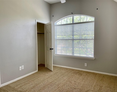 5124 Arborwood Drive - Photo Thumbnail 22