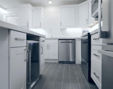 412 Pacific Street - Photo Thumbnail 18
