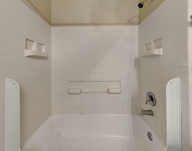 22270 Queenbury Hills Drive - Photo Thumbnail 9