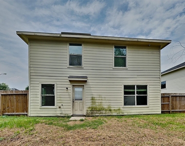 22270 Queenbury Hills Drive - Photo Thumbnail 16