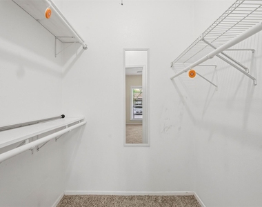 2025 Augusta Drive - Photo Thumbnail 23