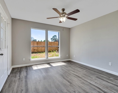 4511 Tangle Creek Lane Lane - Photo Thumbnail 12
