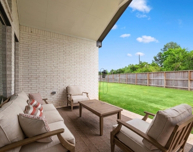 7403 Hanover Lane - Photo Thumbnail 26