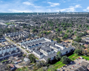9018 Laverne Laurel Lane - Photo Thumbnail 31