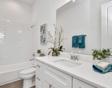 9018 Laverne Laurel Lane - Photo Thumbnail 8