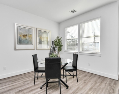 9018 Laverne Laurel Lane - Photo Thumbnail 17